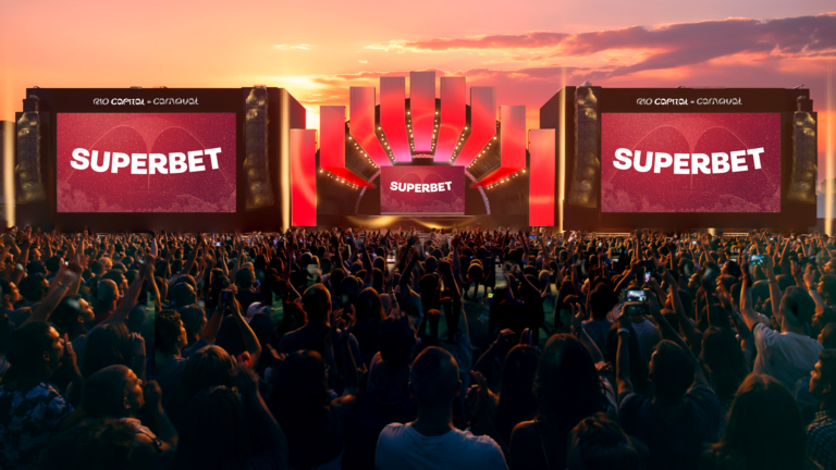 Superbet reúne 1.200 ritmistas com Super Bateria em Copacabana