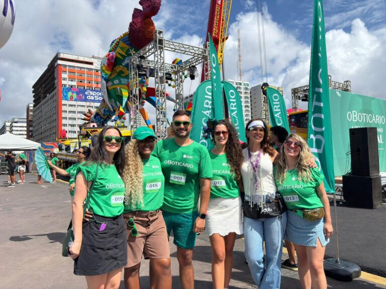 Dot. Promo e O Boticário levam Recife ao Guinness com o maior revezamento de perfumes do mundo