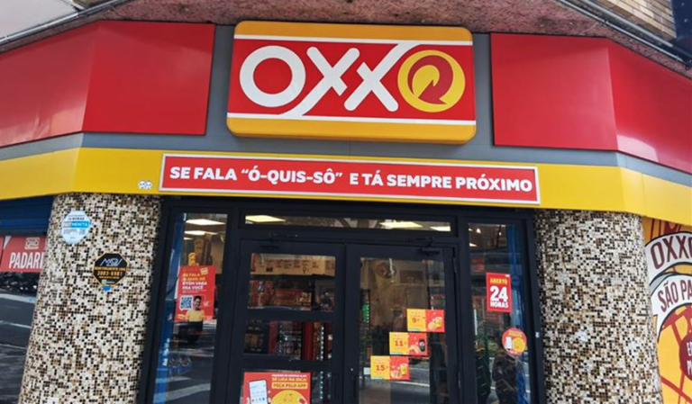 OXXO e Skol levam clima de Carnaval para 30 lojas em São Paulo