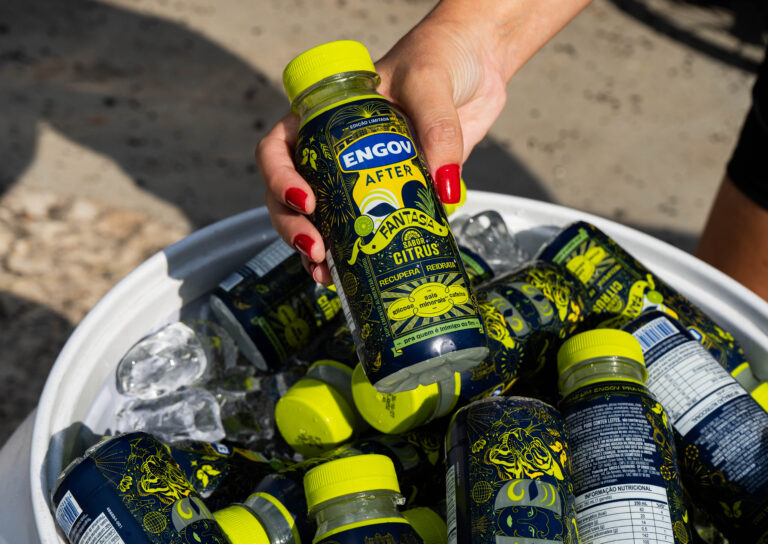 Engov ativa Carnaval 2026 com embalagem especial, influenciadores e presença massiva