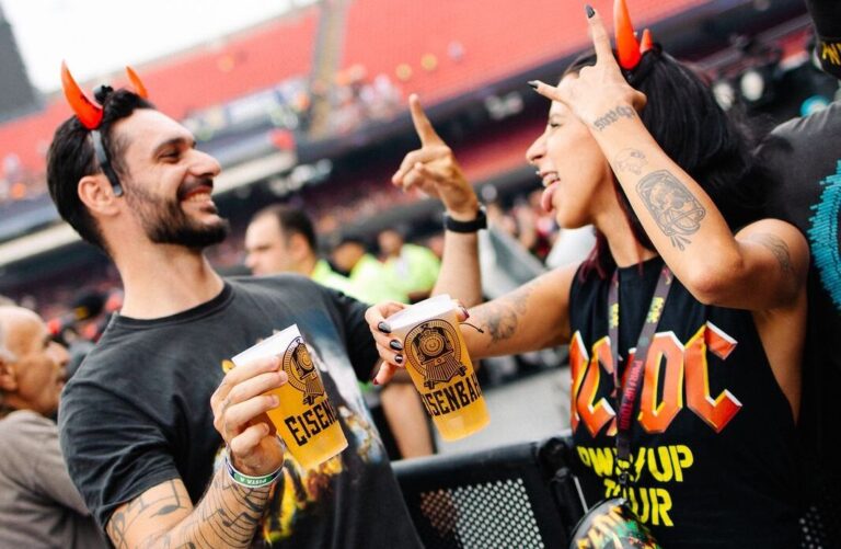Eisenbahn transforma turnê do AC/DC em palco de ativações