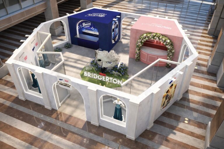 Brutal Fruit Spritzer e Tônica Antarctica criam experiências inéditas de Bridgerton em SP