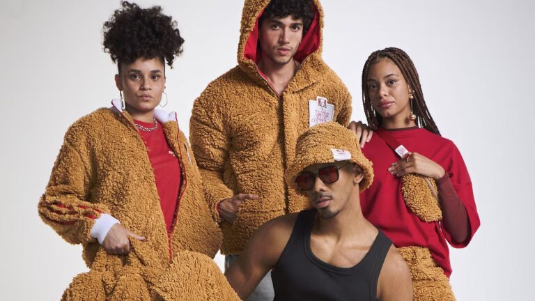 KFC faz personalização de itens com empanamento do frango frito