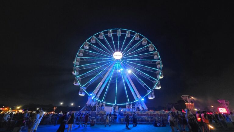 Samsung no Lollapalooza Brasil 2026 tem foco na câmera Galaxy e experiências imersivas