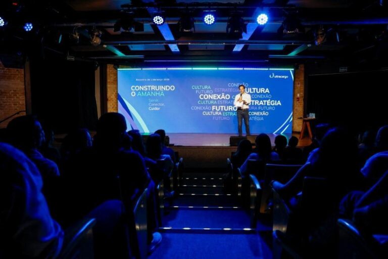 TATO assina encontro de liderança da Ultracargo na Pinacoteca de São Paulo