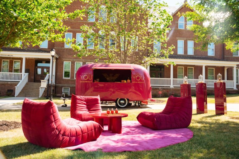 Armani Beauty leva o Power of You para dentro das universidades dos EUA