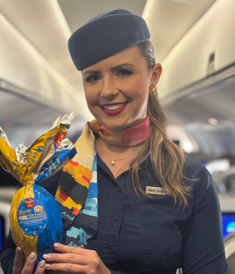 Azul e Arcor transformam voos em caça aos ovos de Páscoa