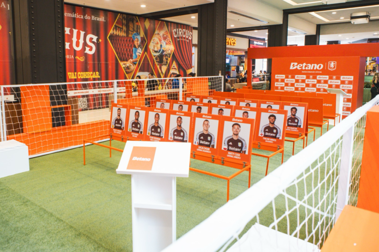 Betano e Flamengo fazem ação inspirada no jogo “Cara a Cara” no Rio