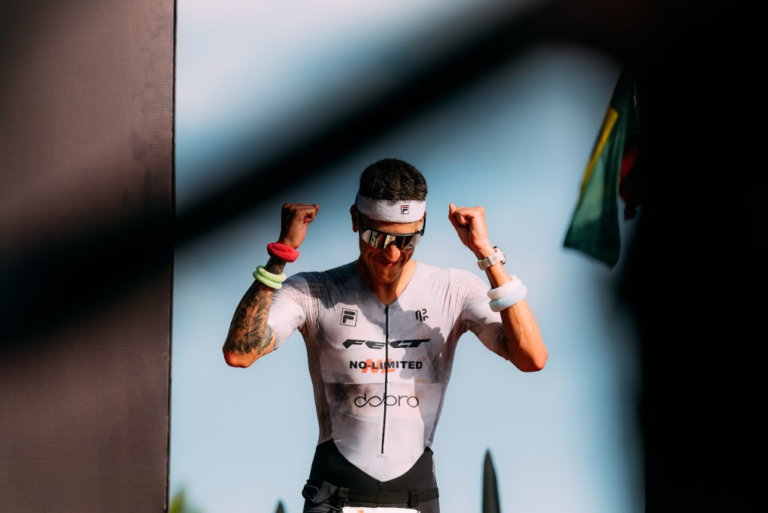 FILA acelera no IRONMAN 70.3 Brasília com patrocínio e ativação na arena