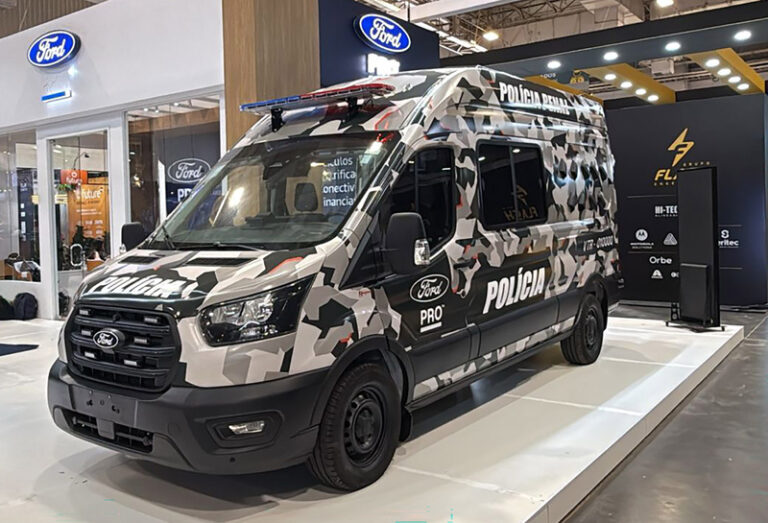 Ford Pro leva frota de elite para a LAAD 2025