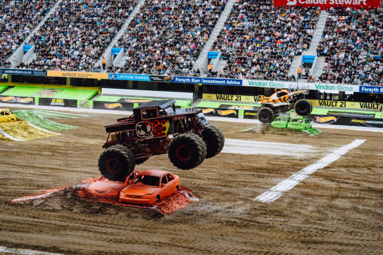 Hot Wheels Monster Trucks Live desembarca no Brasil para tour inédita