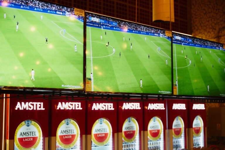 Amstel e Mané Mercado unem tecnologia e IA em ativação interativa