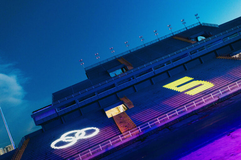 Olympikus transforma Sambódromo em pista de corrida e lança nova geração do Corre