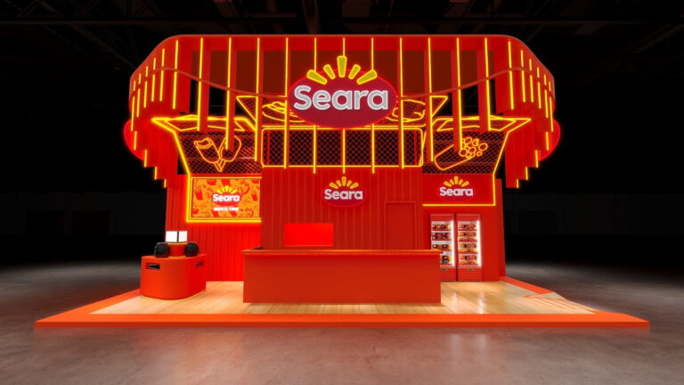 Seara volta à gamescom latam e transforma airfryer em controle de videogame