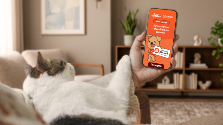 Shopee e Instituto Ampara Animal destacam Abril Laranja com doação e evento de adoção