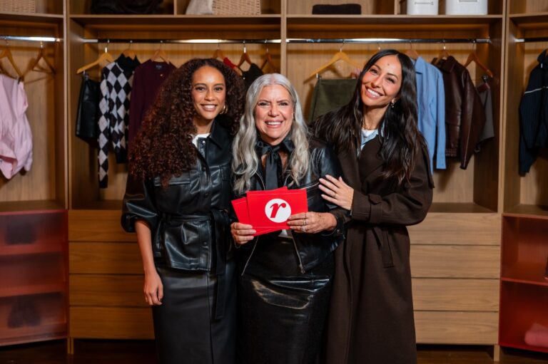 Renner faz do guarda-roupa da mãe um palco de afeto no Dia das Mães