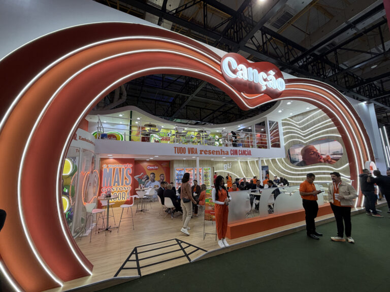 Canção na APAS SHOW 2026 tem linha especial e ativação de peso