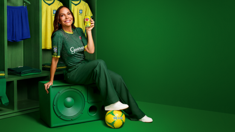 Guaraná Antarctica convoca Ivete Sangalo e transforma despedida da Seleção no Maracanã em mega show