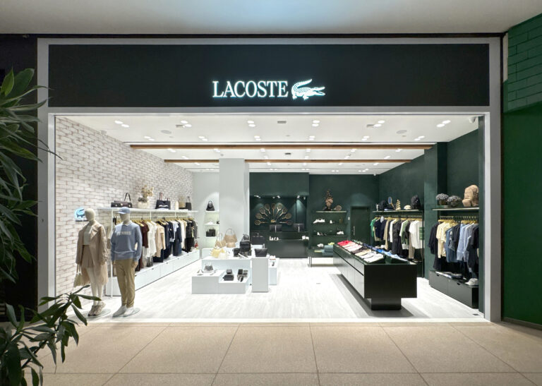 Lacoste reinaugura loja em SP com novo conceito global e celebra com coquetel exclusivo