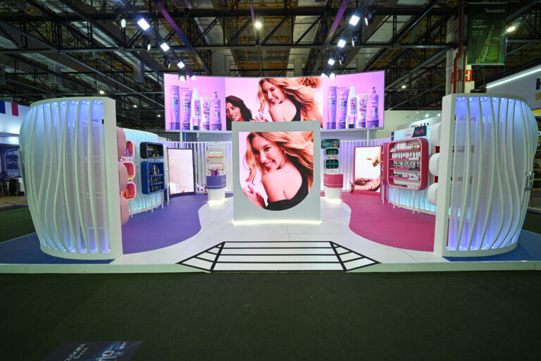 Accuracy assina pelo quinto ano o estande da Unilever na APAS Show