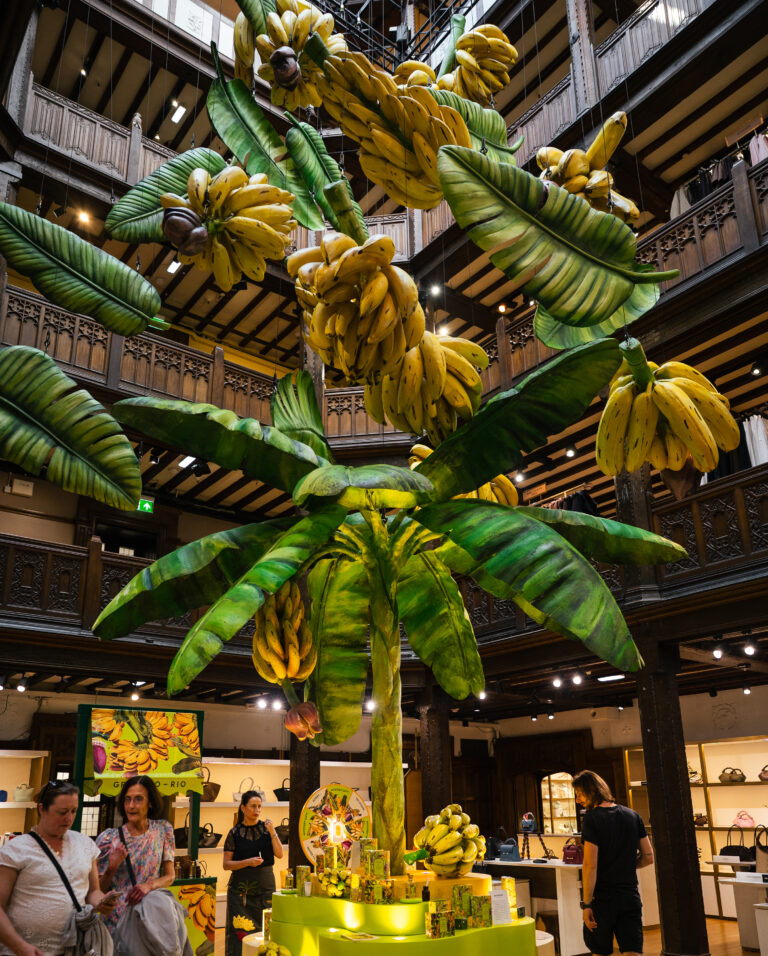 Granado abre pop-up na Liberty London com brasilidade de “Yes, Nós Temos Banana!”