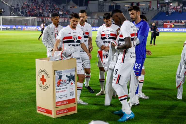 São Paulo FC e Cruz Vermelha unem forças para a 18ª Campanha do Agasalho
