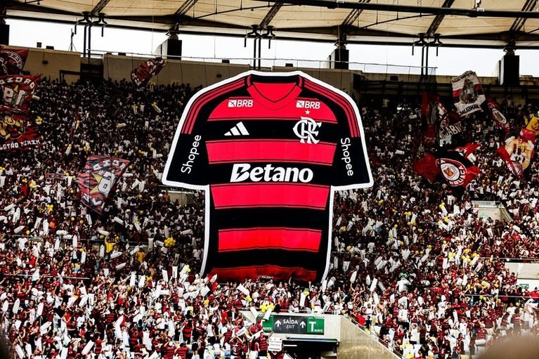 Betano e Flamengo comemoram 1 ano de parceria com ativações no Maracanã