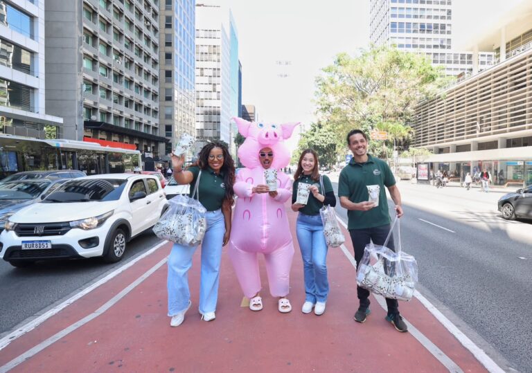 Borelli distribui mais de 800 snacks em ativação na Avenida Paulista