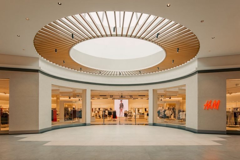 H&M aumenta presença no Rio com nova loja e experiências