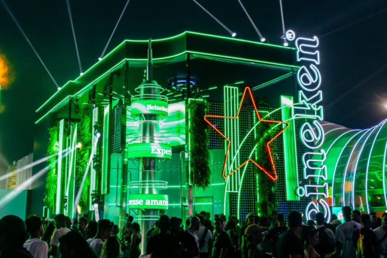 Heineken celebra 15 anos de parceria com o Rock in Rio Brasil