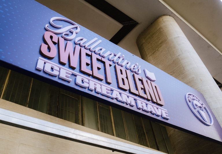 Ballantine’s revela novo Sweet Blend com sorveteria pop-up e show de Vintage Culture