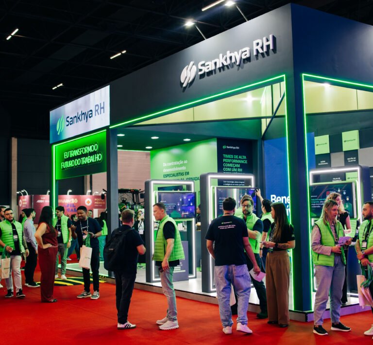 Sankhya apresenta ecossistema de gestão de pessoas no CONARH 2026