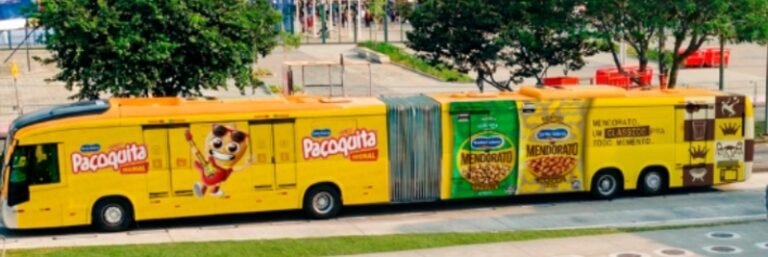 Paçoquita e Mendorato levam ação itinerante às ruas do Rio de Janeiro