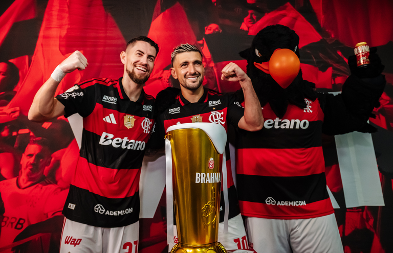 Brahma libera cerveja grátis para torcedores após cinco vitórias do Flamengo