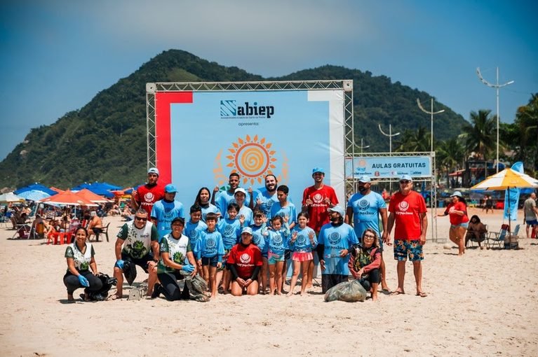 Drogaria São Paulo apoia projeto Surf Para Todos