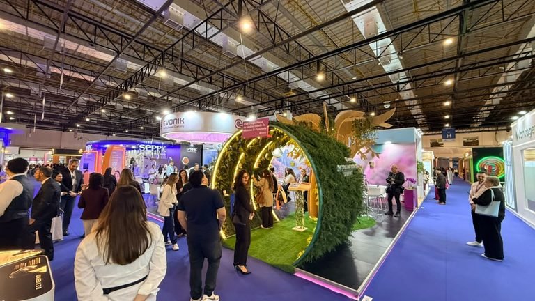 Evonik tem experiência inspirada em contos de fadas na in-cosmetics Latin America 2026