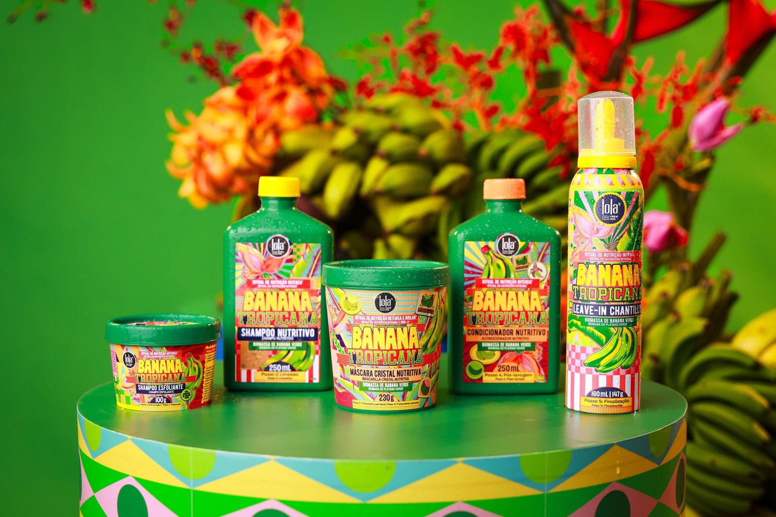 Banana Ritual Lola From Rio cria floresta tropical e lança linha Banana Tropicana na ...
