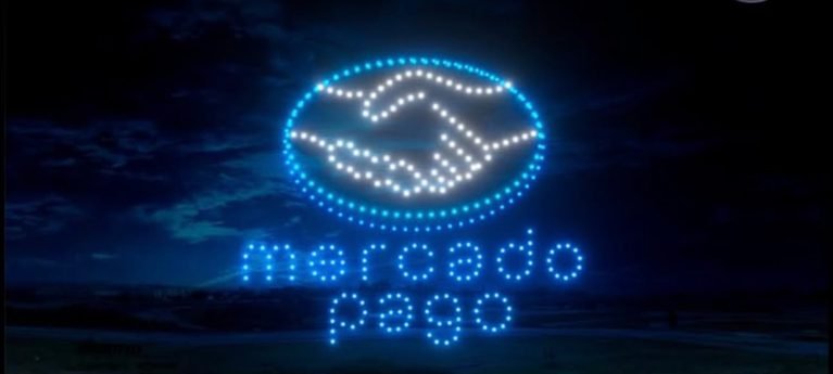 Mercado Pago anuncia estreia no The Town com benefícios para clientes e ação na Ponte Estaiada