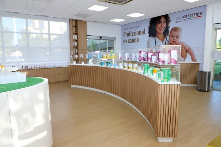 Nestlé recebe profissionais de saúde na fábrica de fórmulas infantis em Araçatuba