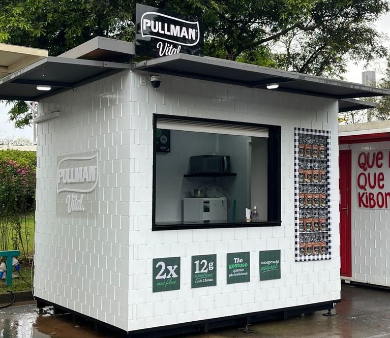 Pullman inaugura quiosque no Ibirapuera e destaca pão proteico