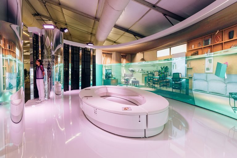Vivo leva lounge para descanso e recarga de celulares à ArtRio 2026