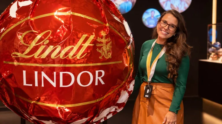 Lindt & Sprüngli Brasil promove Daniela M. a diretora de Marketing