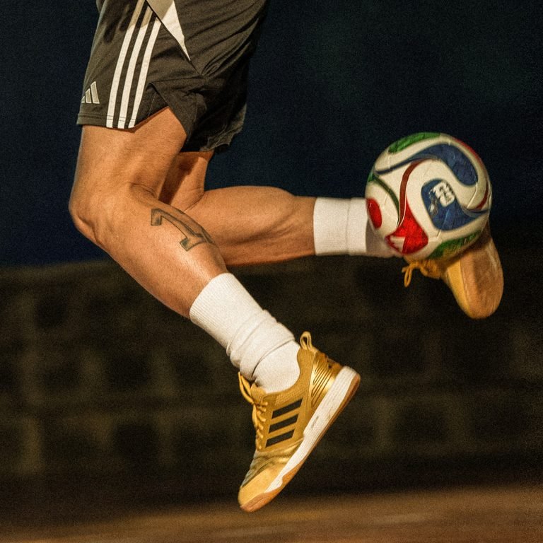 Centauro recebe Falcão em lançamento do adidas Quadra