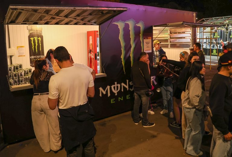 Coca-Cola FEMSA leva portfólio e ativações às Oktoberfests do RS