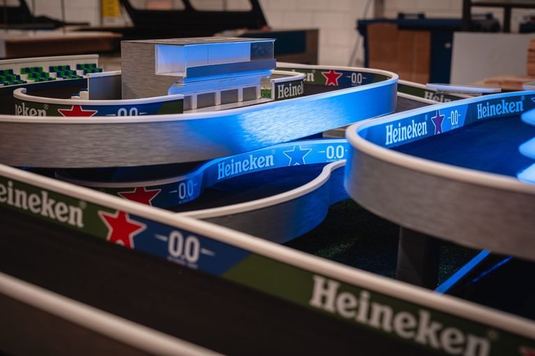 Heineken 0.0 leva experiências de F1 para bares e espaços de São Paulo
