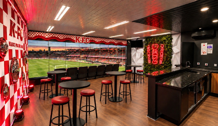 KFC celebra K-pop com camarote e ativações no Morumbi