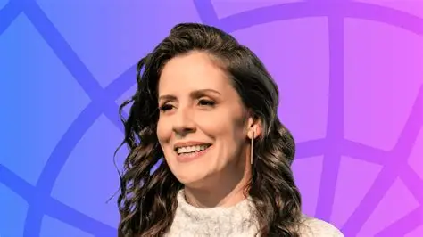 Adalgisa Pires, a voz que conduz grandes eventos