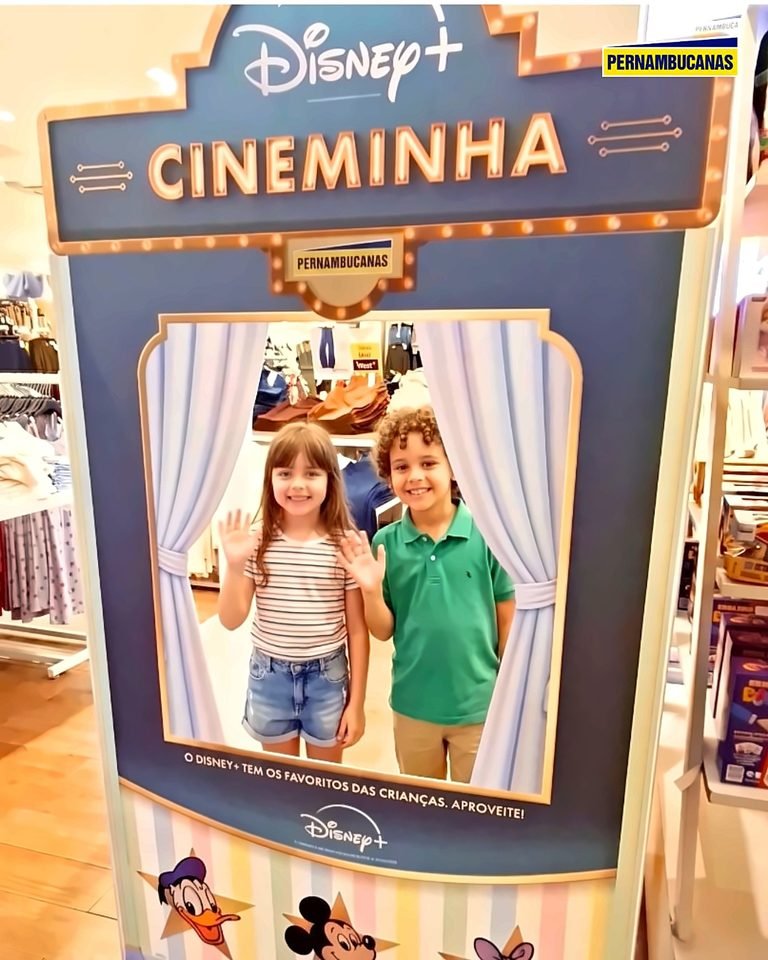 Pernambucanas tem mini cinema e experiências em família para o Dia das Crianças