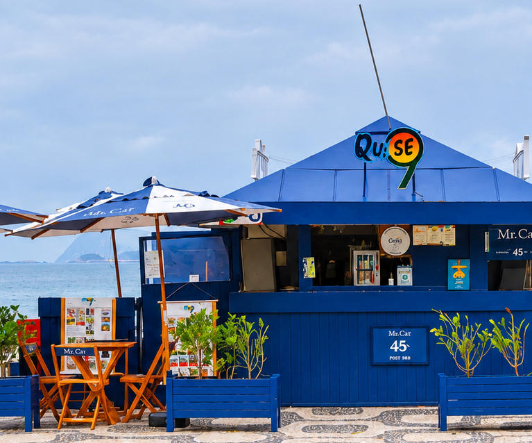 Mr. Cat celebra 45 anos com experiências em quiosque de Ipanema