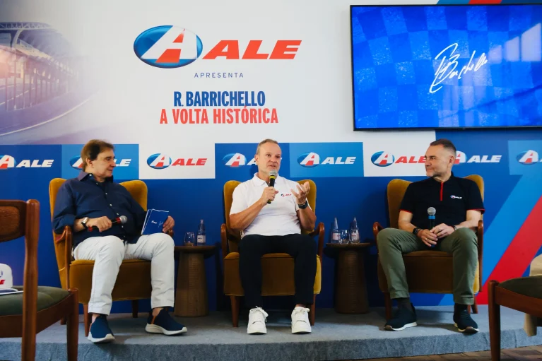 ALE traz Rubens Barrichello de volta a Interlagos com a Williams